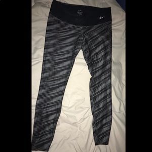 nike running leggings